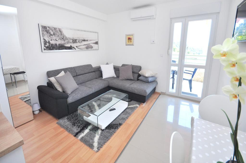 Apartments Zorka Leko Omiš Zimmer foto